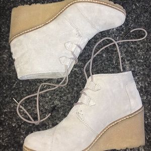 Tom booties size 7.5